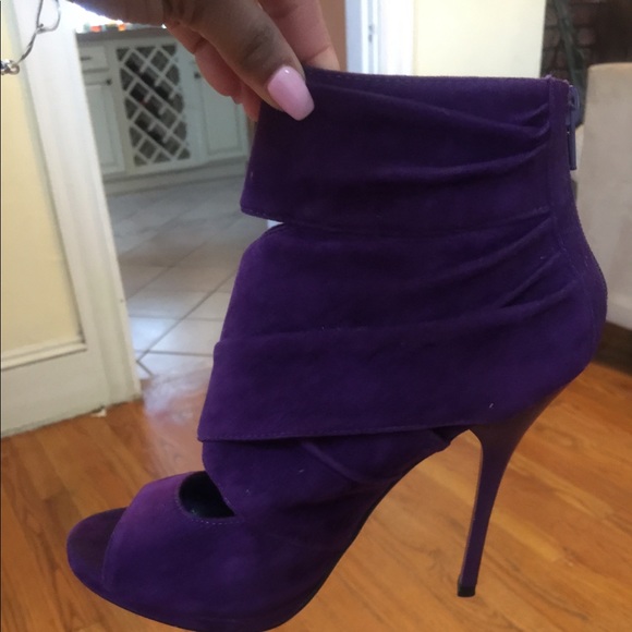 Shoes - Sexy suede hills